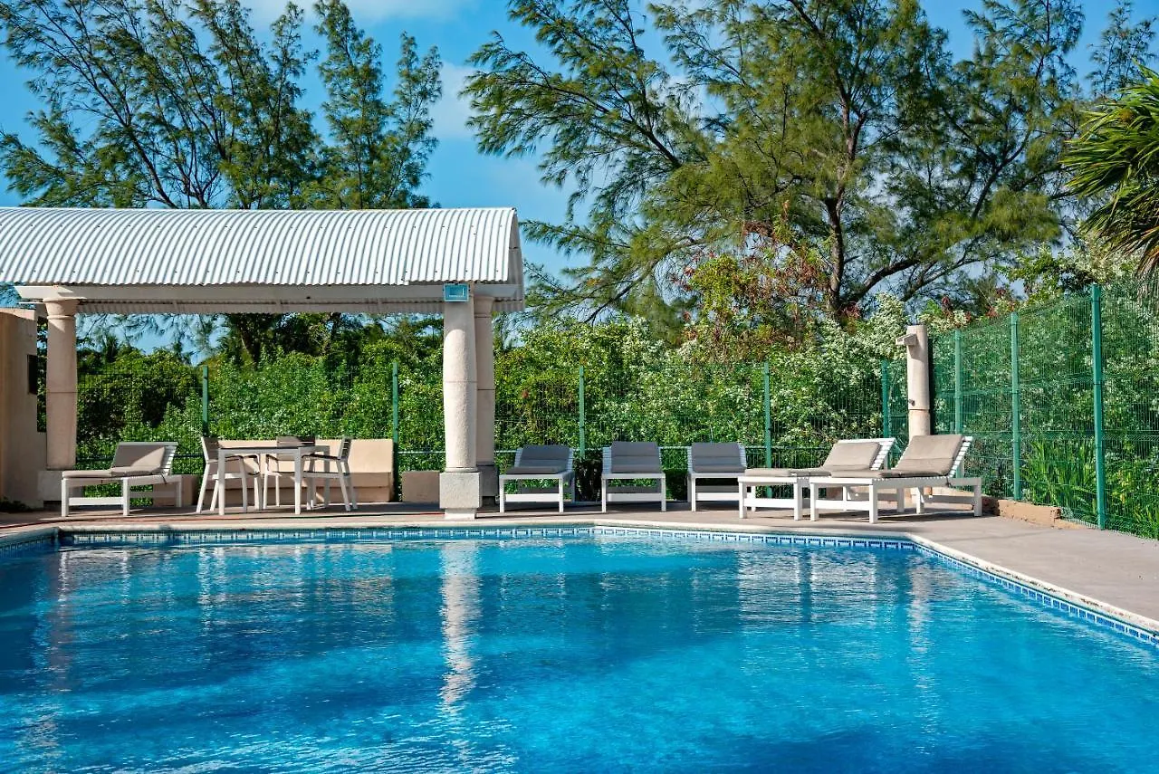 Newly Renovated ! Villa Laguna Cancun