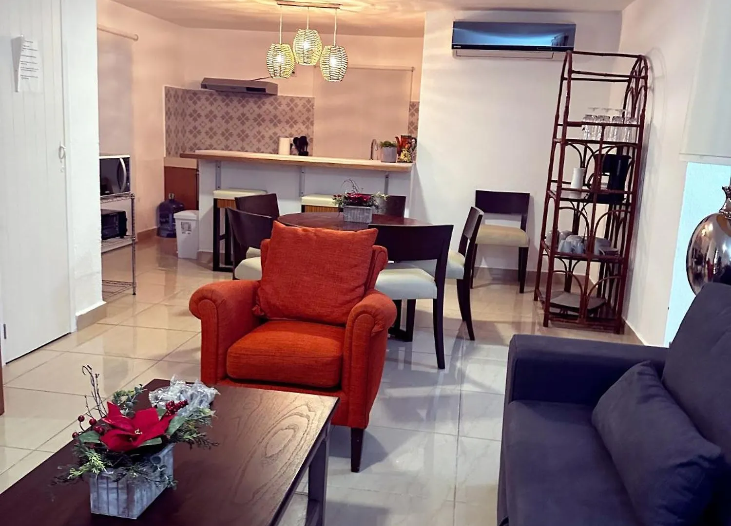 Newly Renovated ! Villa Laguna Cancun Holiday park